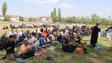 Köylüler yağmur duası yaptı