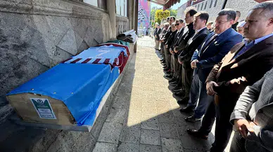 Trabzonspor'un ilk resmi golünü atan Osman Türk, son yolculuğuna uğurlandı 