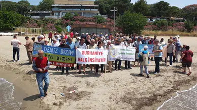 Çevrecilerden ‘kıyılar halka kapatılmasın’ eylemi
