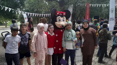 Hatay'da yetim ve öksüz çocuklar doyasıya eğlendi 