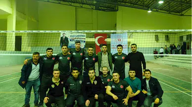 Oğuzlar'da voleybol turnuvası düzenlendi