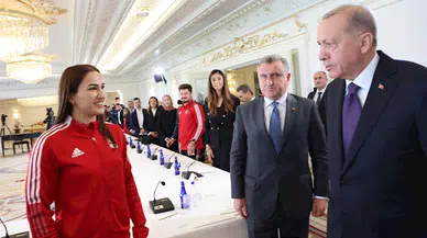 İstanbul - Cumhurbaşkanı Erdoğan 19 Mayıs'ta gençlerle biraraya geldi (Geniş haber)