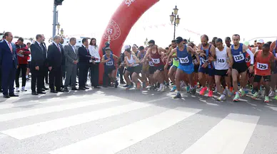 Samsun'da 19 Mayıs Yarı Maratonu koşuldu