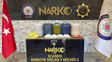 İstanbul - Uyuşturucu imalatçılarına yönelik "Narkoçelik-17" operasyonu: 1 ton metamfetamin ele geçirildi