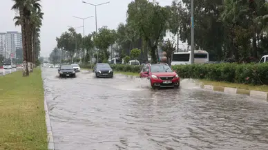 İskenderun'da sağanak
