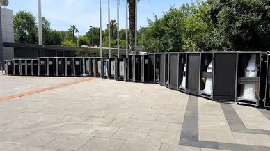 İstanbul- 100 milyon lira değerindeki bakım cihazlarını yasadışı yollarla ülkeye sokan 2 şüpheli yakalandı