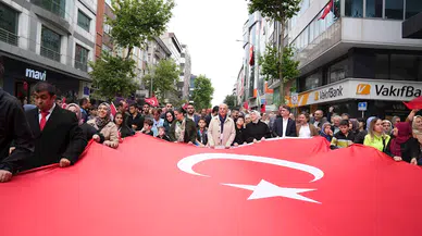Ümraniye’de 19 Mayıs korteji