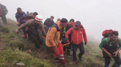 İran Kızılayı, kaza yerinden görseller paylaştı