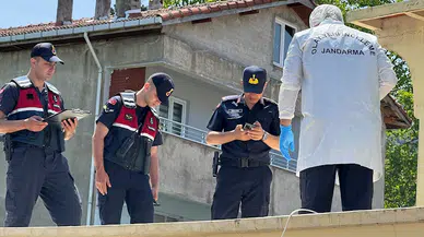 Yaptırdıkları teknede ısınmak için ateş yakan 2 arkadaş, kömürden  zehirlenip öldü