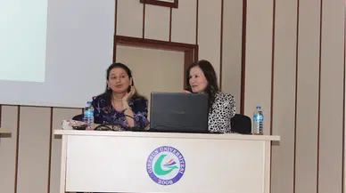 Eynesil'de "Engelli Ailesi Olmak" konferansı düzenlendi