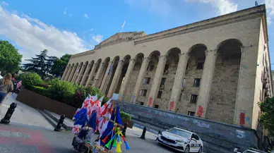 Gürcistan istikrarsızlığa sürükleniyor endişesi