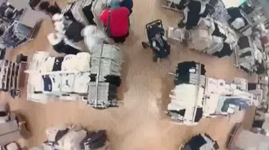 İstanbul - AVM'lerde hırsızlık yapan yaşı küçük 3 şüpheli yakalandı 