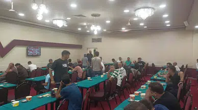 İzmir'de, kumar oynayan 186 kişiye 1 milyon 195 bin 50 TL ceza