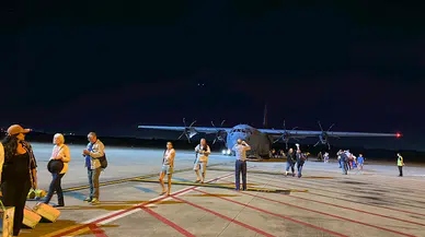 İç karışıklık yaşanan Yeni Kaledonya’daki yabancılar tahliye ediliyor