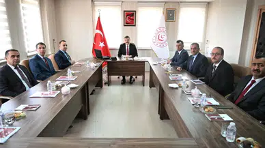 Erzurum Valisi Mustafa Çiftçi, Aile ve Sosyal Hizmetler Müdürlüğü Brifingi Alarak Çalışmaları Değerlendirdi