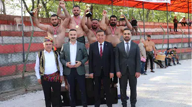 Karadeniz Kırkpınarı Yağlı Pehlivan Güreşleri'nde başpehlivan Recep Kasnak oldu