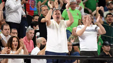 Karşıyaka'yı tüzük zorluyor