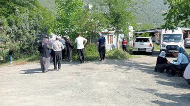 Kız kardeşi ile eniştesini öldürüp, intihar etti