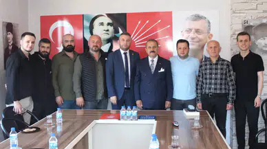 Vakfıkebir Belediye Başkanı Fuat Koçal, CHP İlçe Teşkilatını Ziyaret Etti