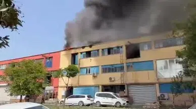 İstanbul - İSTEKS Sanayi Sitesi'nde iş yeri yangını-1