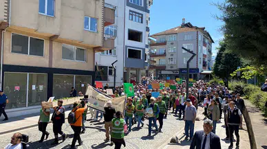 Rize'de çay alım fiyatına 'tabutlu' protesto 