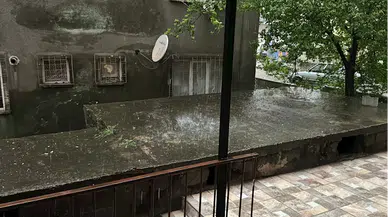 Karabük ve Düzce'de sağanak ve dolu hayatı olumsuz etkiledi