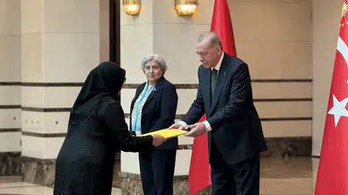 Cumhurbaşkanı Erdoğan'a 3 ülkenin büyükelçisinden güven mektubu