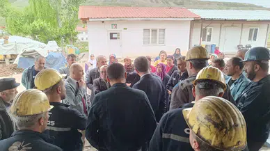 Çorum'da maden işçilerinin 6 ay ücretsiz izne çıkarılması protesto ediliyor