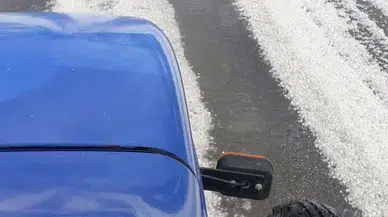 Ağrı'ya dolu yağdı