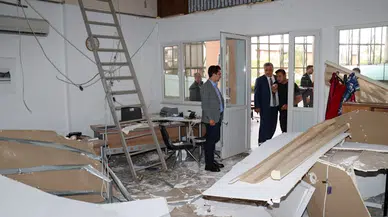 Tavanı çöken nikah dairesinde inceleme yapan Başkan Gürel: İhmali olan varsa yasal işlem başlatacağız