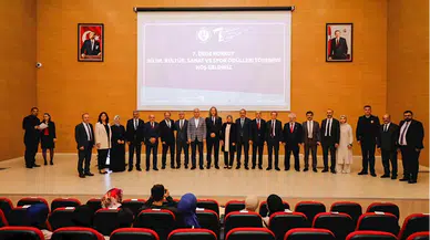 "Dede Korkut Bilim, Kültür, Sanat ve Spor Ödülleri" sahiplerini buldu