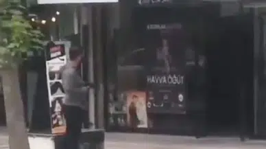 Eski sevgilisinin iş yerine pompalı tüfekle ateş açtı; 2 kişinin yaralandığı olay kamerada