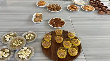 Artvin'de üniversite öğrencileri en lezzetli yöresel tatlıyı yapmak için yarıştı