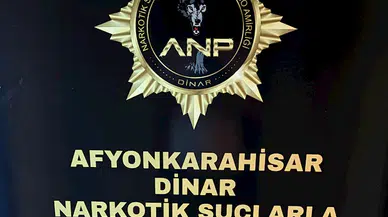 Otobüsteki yolcunun üzerinden uyuşturucu çıktı