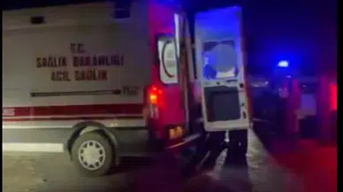 Mersin'de kız istemeden dönenlerin minibüsü, tankerle çarpıştı: 14 yaralı