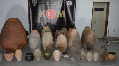 Bekçilerin dikkati sayesinde Roma ve Osmanlı dönemine ait 26 küp ele geçirildi