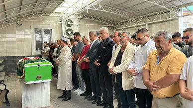 Düzce'de nefes borusuna sandviç parçası kaçması sonucu hayatını kaybeden öğrencinin cenazesi defnedildi