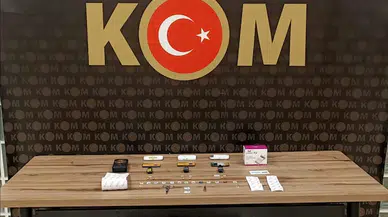 Manisa'da ehliyet sınavında özel düzenekle kopya; kurs sahibi ile 2 kişi tutuklandı