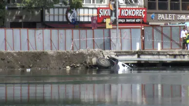 İstanbul - Sarıyer’de hafriyat kamyonu denize düştü