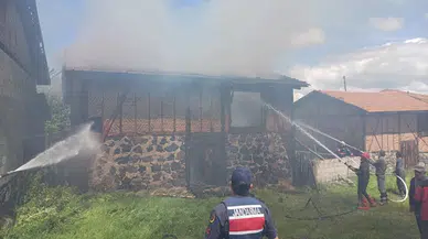 Bolu'da samanlık yandı