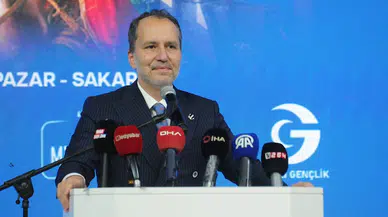 Erbakan: Cuma hutbesinde İslam birliğinin kurulduğunu ilan etme hedefimizi bir kez daha bütün dünyaya ilan ediyoruz