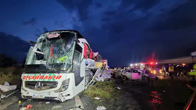 Mersin'de karşı şeride geçen yolcu otobüsü, 3 araçla çarpıştı: 10 ölü, 39 yaralı (2)- Yeniden