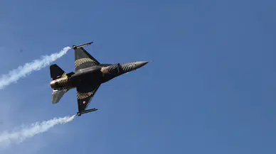 Şanlıurfa'da 'SoloTürk' gösterisi 