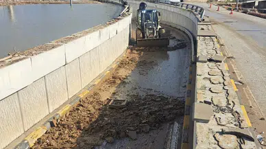Hatay'da sağanak; cadde ve sokakları su bastı, mahsur 70 kişi kurtarıldı (2)