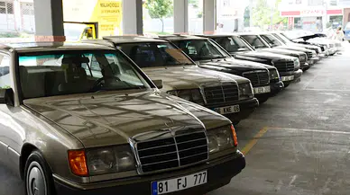 Klasik araç tutkunları Düzce'de buluştu