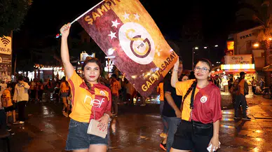 Antalya'da sarı-kırmızılıların şampiyonluk sevinci