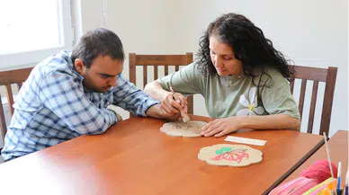 Karabük'te özel öğrenciler bire bir eğitimle sosyal ve kültürel becerilerini geliştiriyor