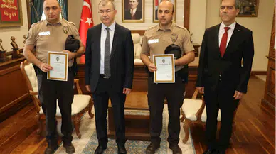 Amasya’da tarihi eser kaçakçılığını engelleyen 2 bekçiye başarı belgesi