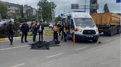 GÜNCELLEME - Zonguldak'ta yaya geçidinde kamyonun çarptığı kadın öldü