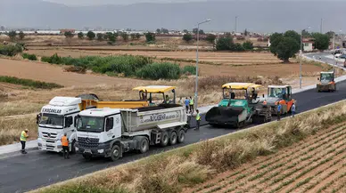 Aydın'da yol yapım çalışmaları sürüyor
